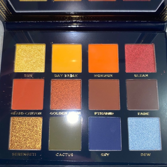 Makeup bundle - Picture 7 of 8